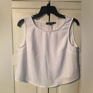 NWT Roylamp M Women's Sleeveless Top Tank Blouse White with tags